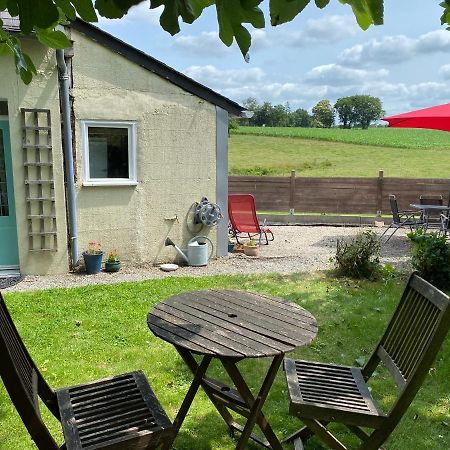 Mantilly Cottage Exteriör bild